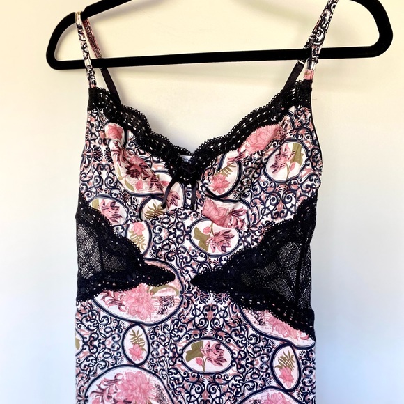 Black & Pink Floral and Lace Slip - Picture 5 of 10